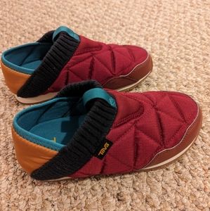 Teva ReEmber Moccasins